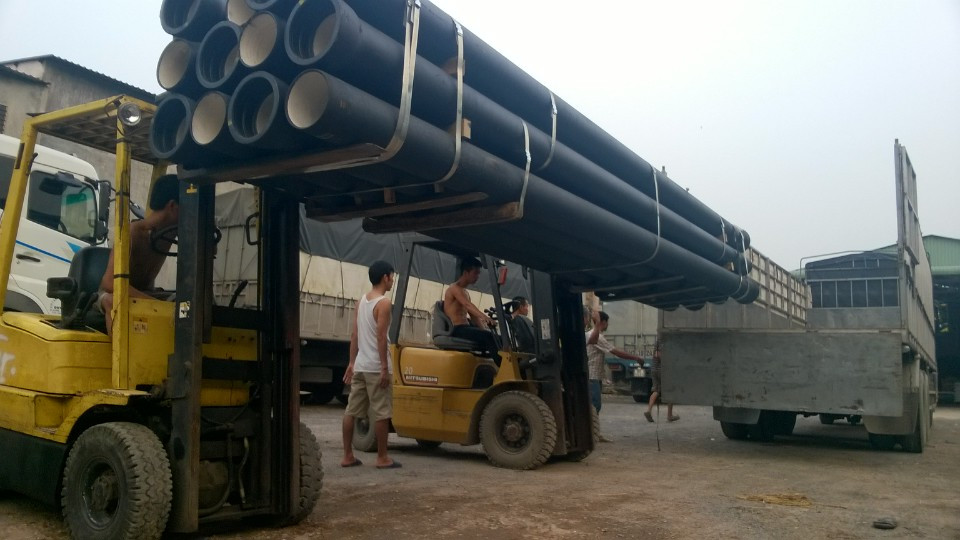 xe tải chở ống 6m